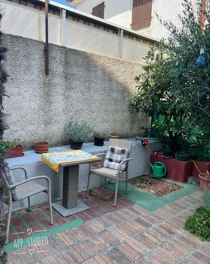 Apartments Mery Rovinj 0*,  Croatie
